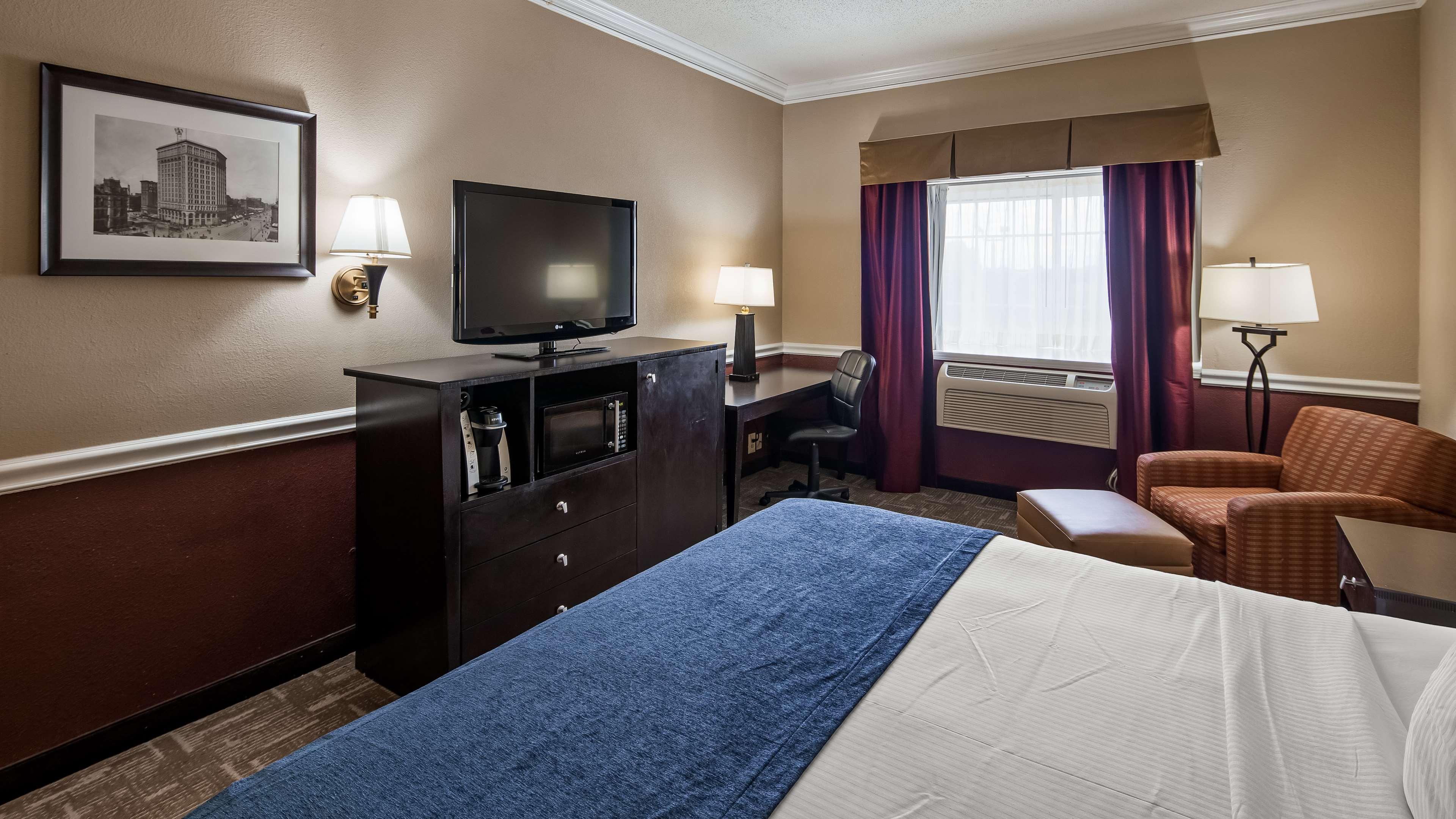 Best Western Greenfield Inn Allen Park Экстерьер фото